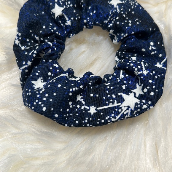 ❤️ Handmade Space Scrunchie Set - Picture 3 of 5